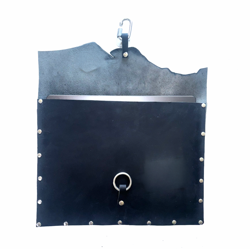 BLACK LAPTOP SLEEVE / CLUTCH