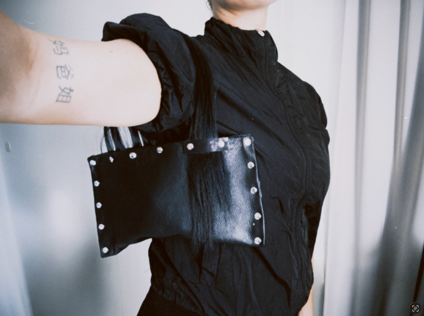 HAIR STRAP BAG 001
