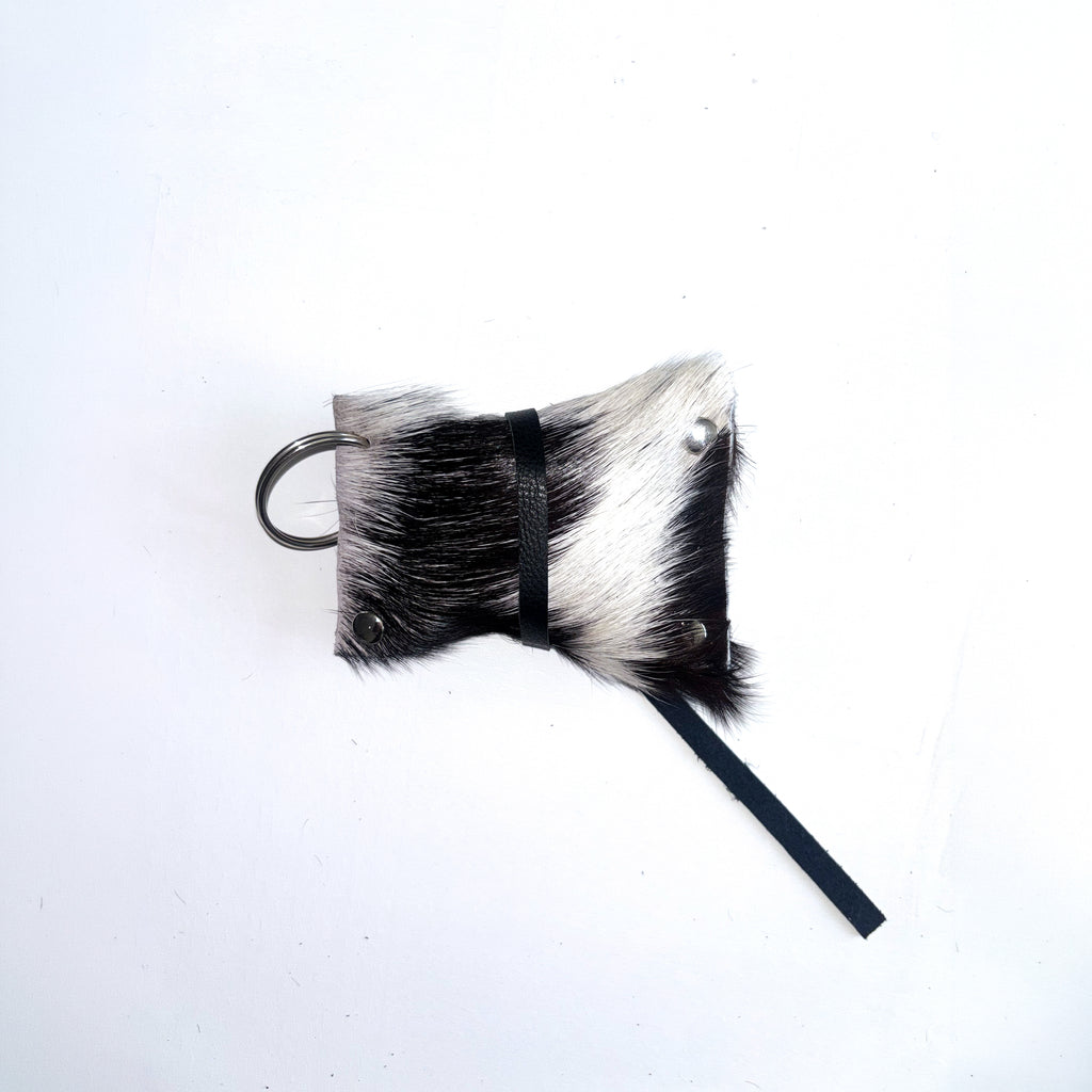 GOAT SMALL POUCH / AIRPOD CASE
