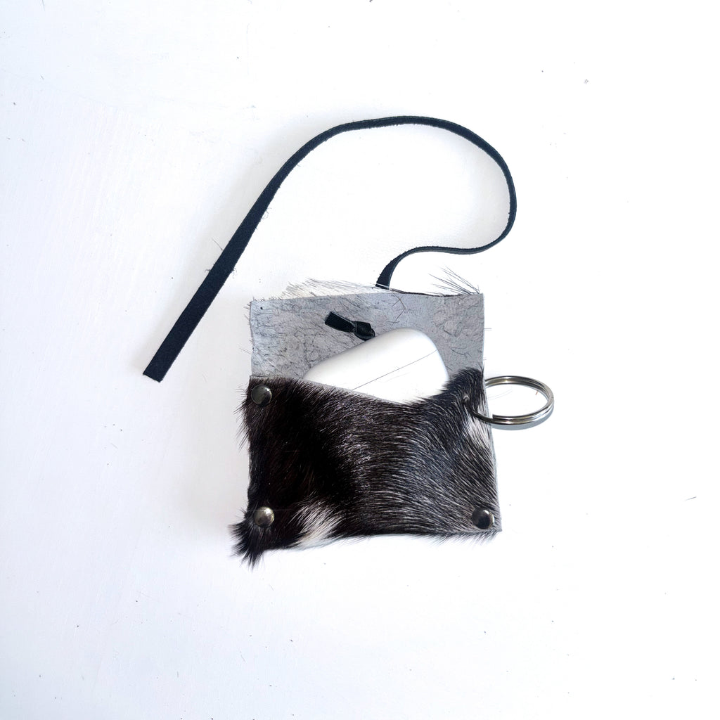 GOAT SMALL POUCH / AIRPOD CASE