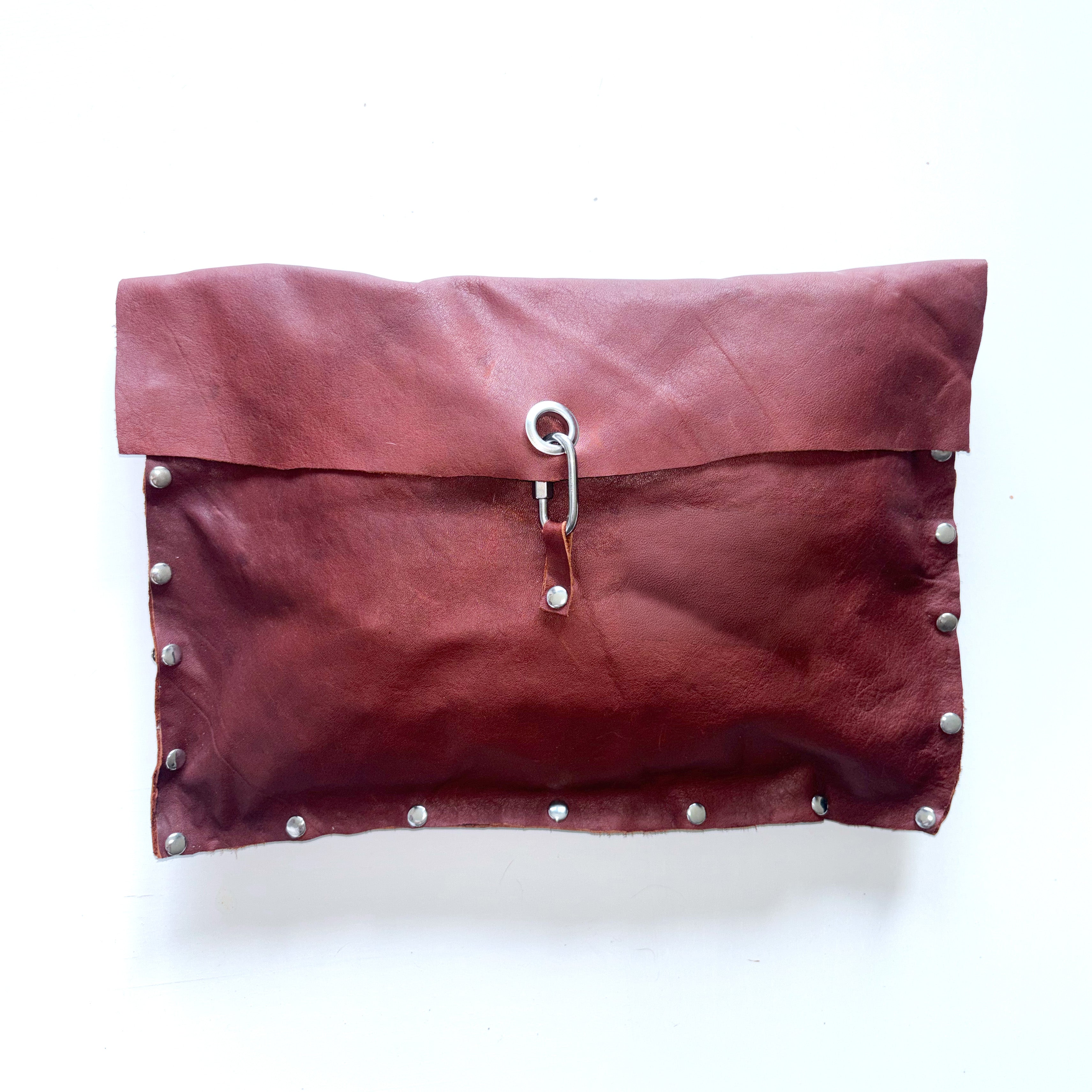 BURGUNDY LAPTOP SLEEVE / CLUTCH